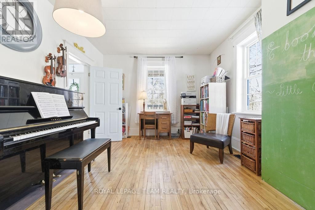 21 KING STREET Image 11