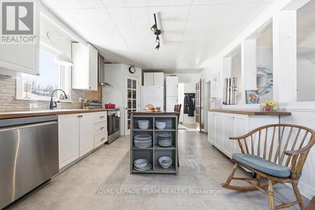 21 KING STREET Image 20