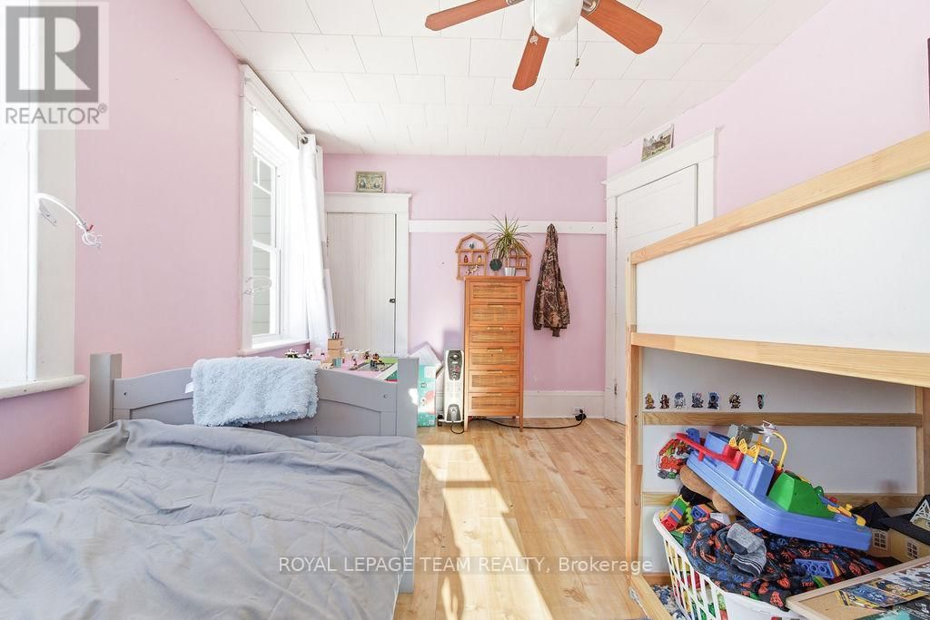 21 KING STREET Image 32