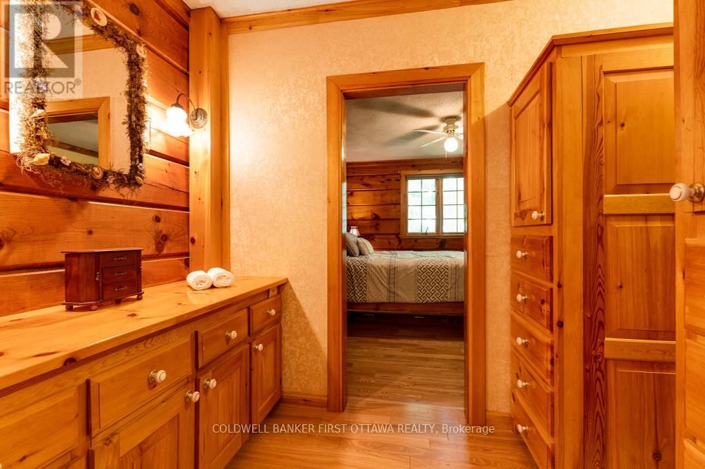 1102 EBBS BAY ROAD Image 18