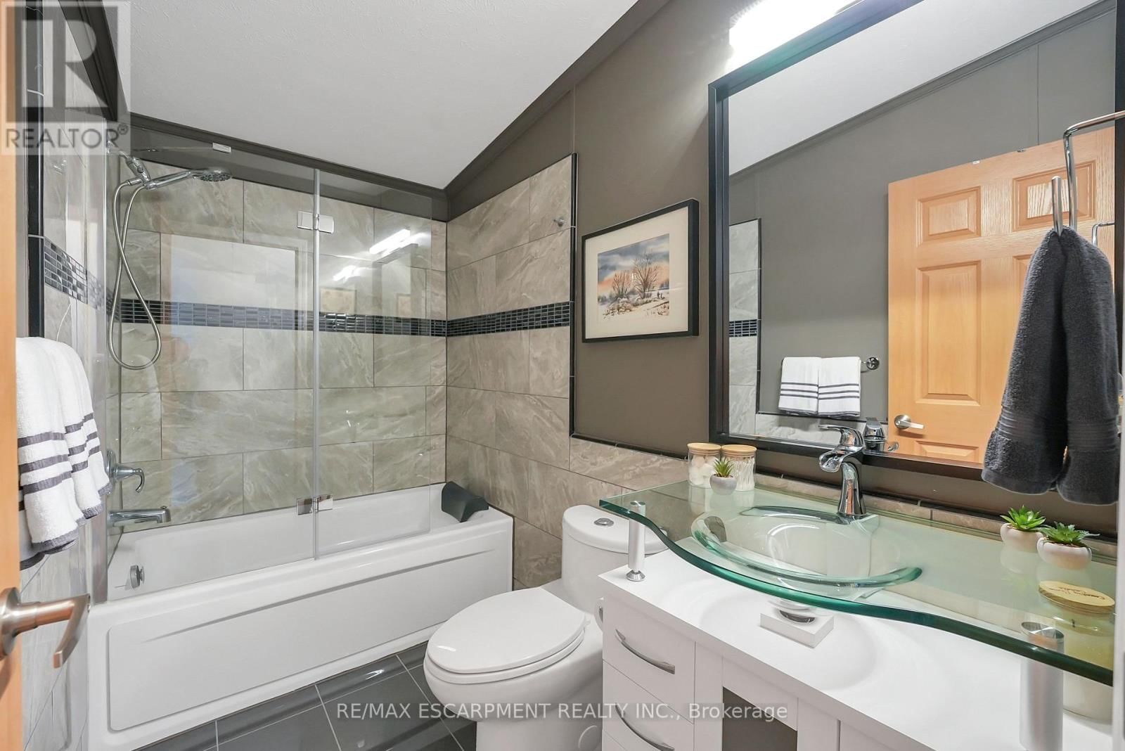 343 - 3033 TOWNLINE ROAD Image 19