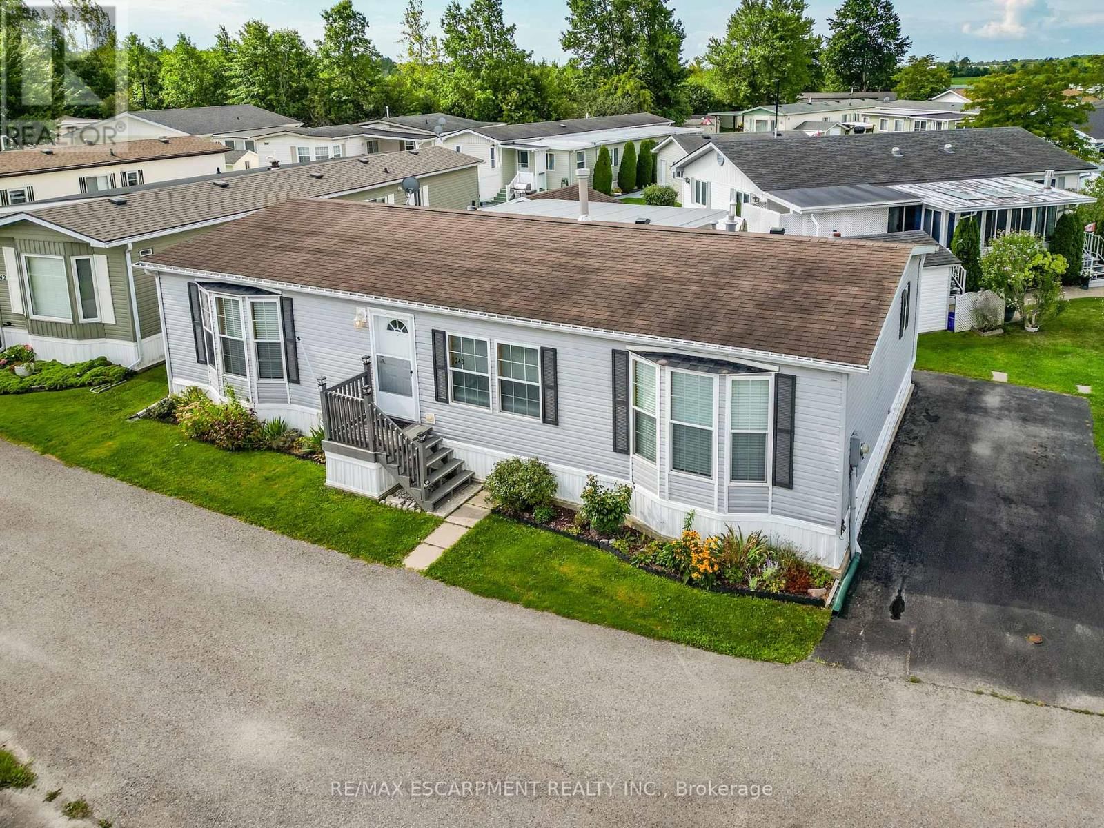 343 - 3033 TOWNLINE ROAD Image 2