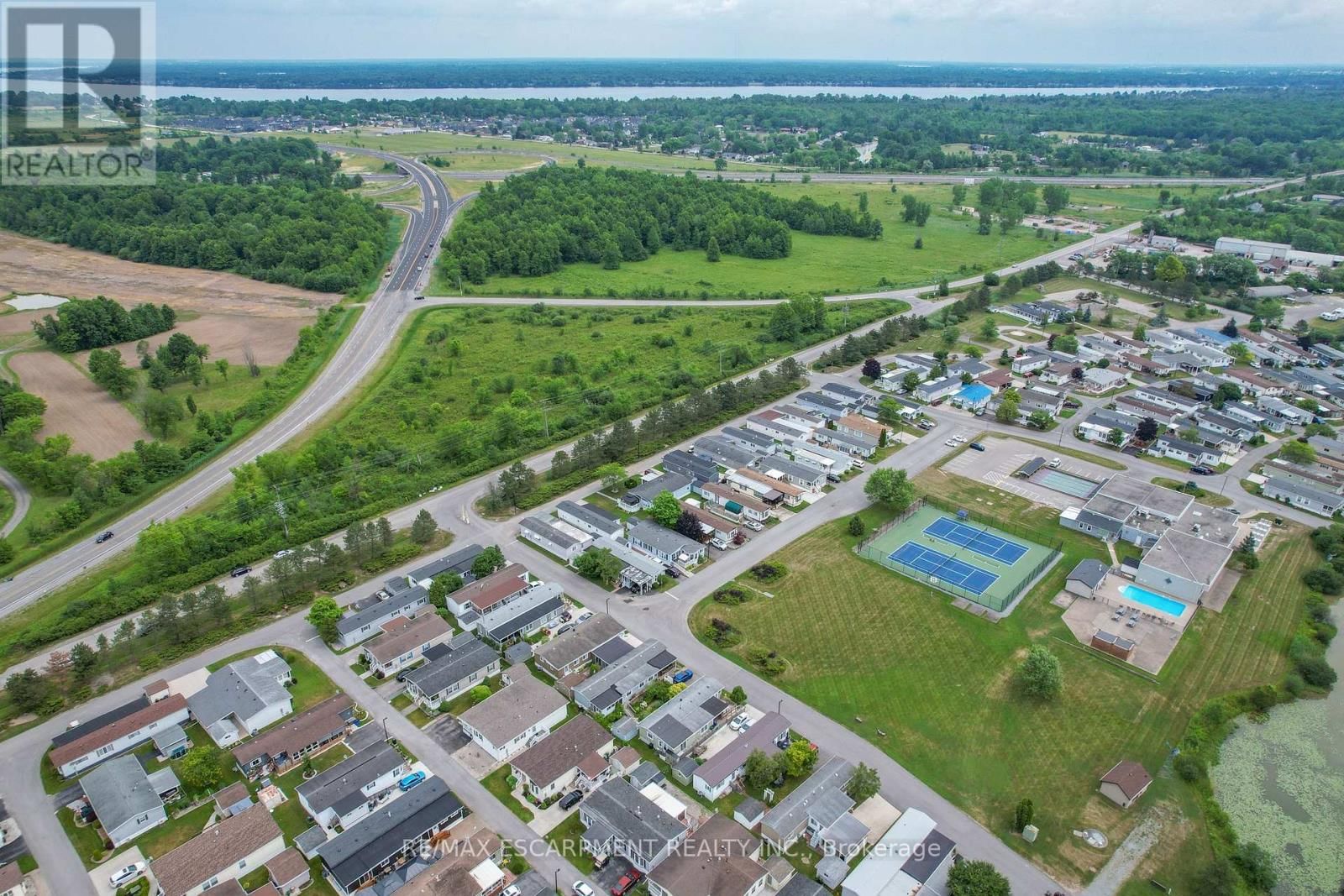 343 - 3033 TOWNLINE ROAD Image 27