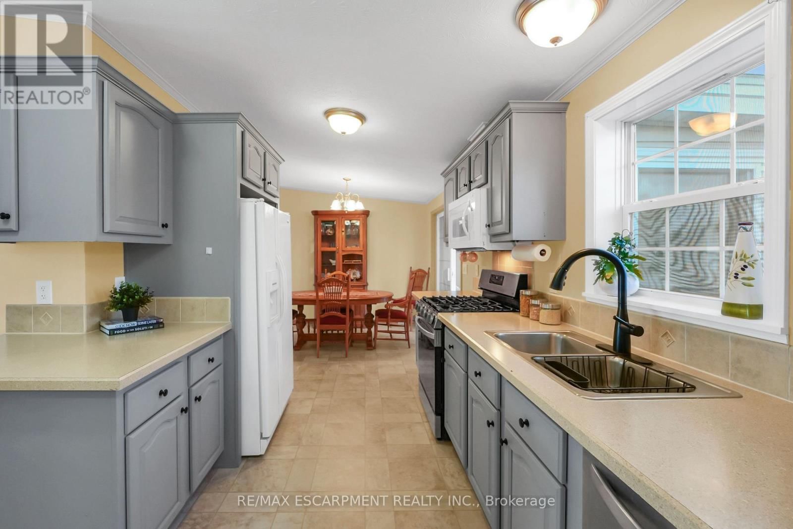 343 - 3033 TOWNLINE ROAD Image 9