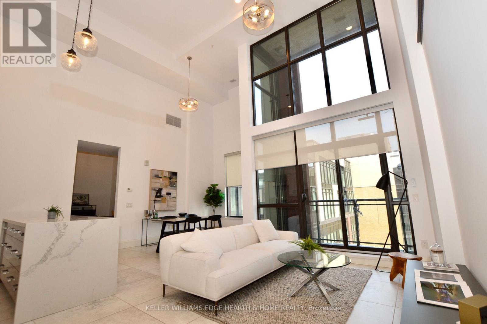 PH 6 - 112 KING STREET EAST Image 22