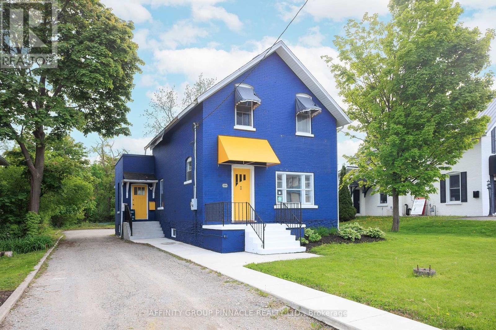 221 KENT STREET WEST Image 1