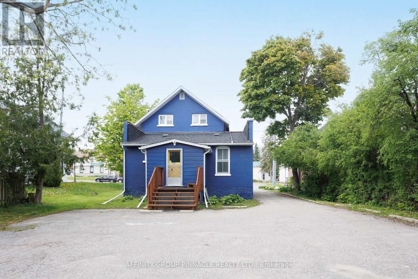 221 KENT STREET WEST Image 6