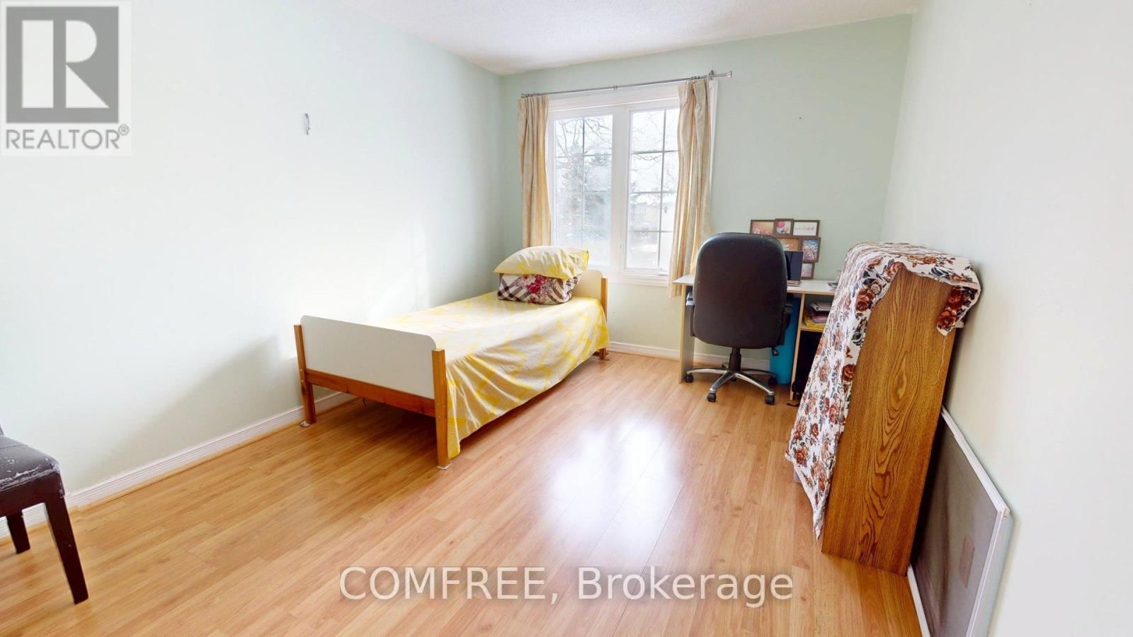 22 ARBORDALE CRESCENT Image 12