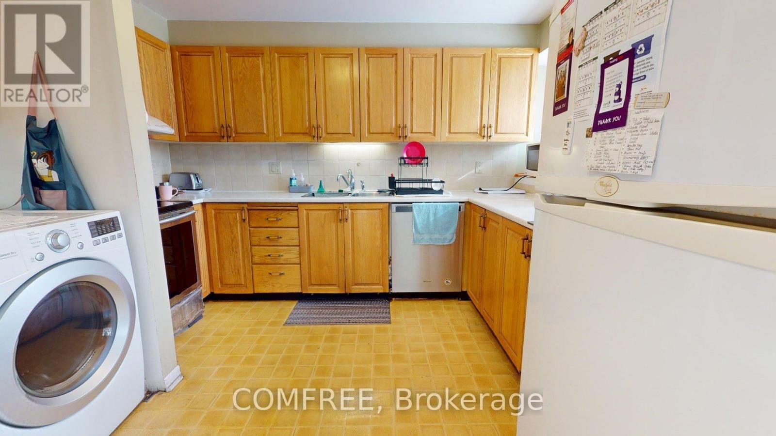 22 ARBORDALE CRESCENT Image 8