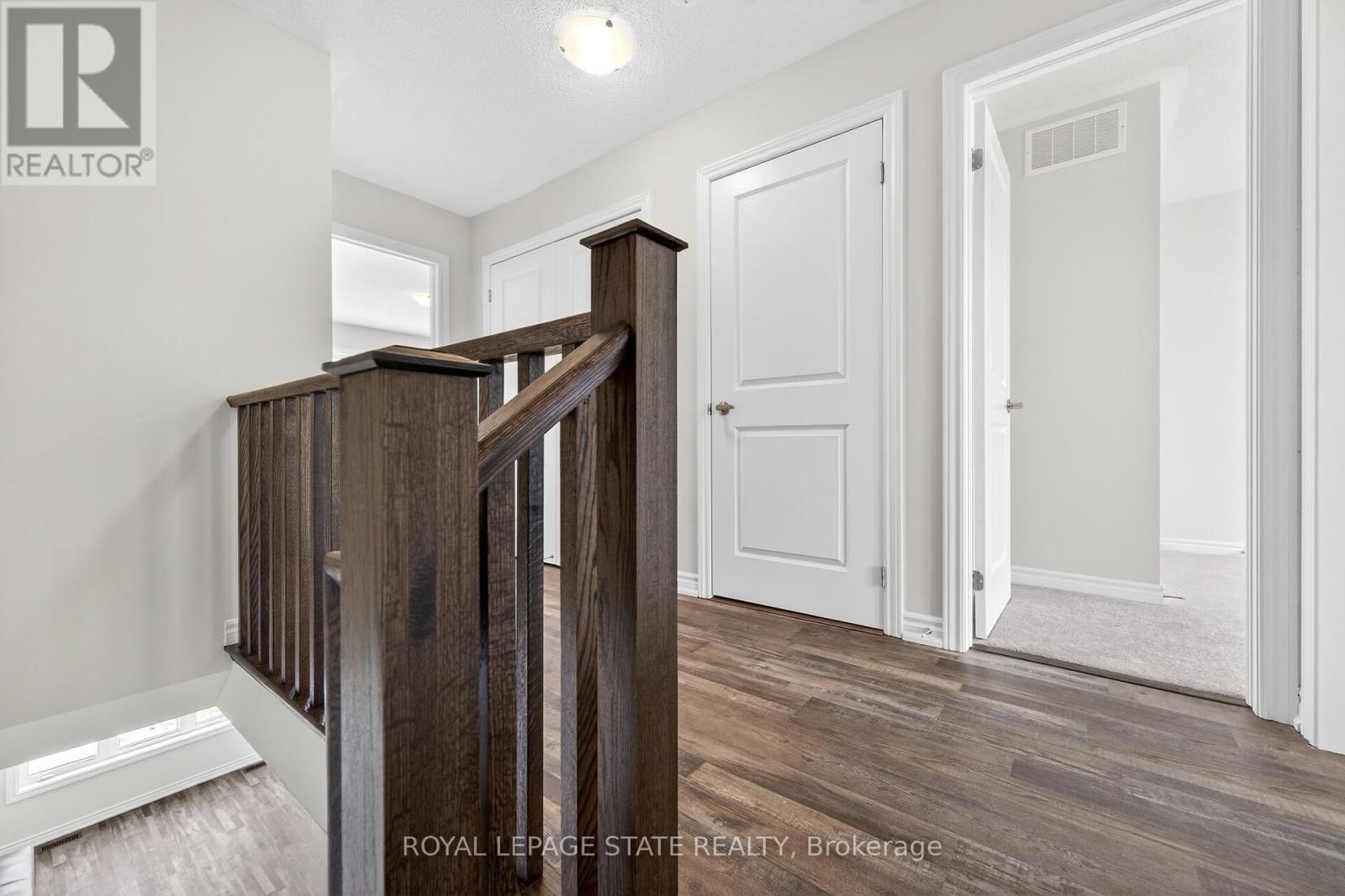 33 ADMIRAL ROAD Image 16