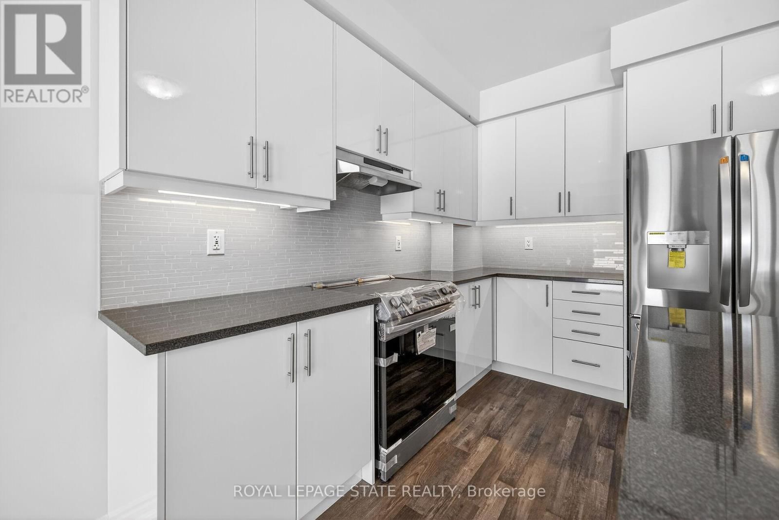 33 ADMIRAL ROAD Image 5