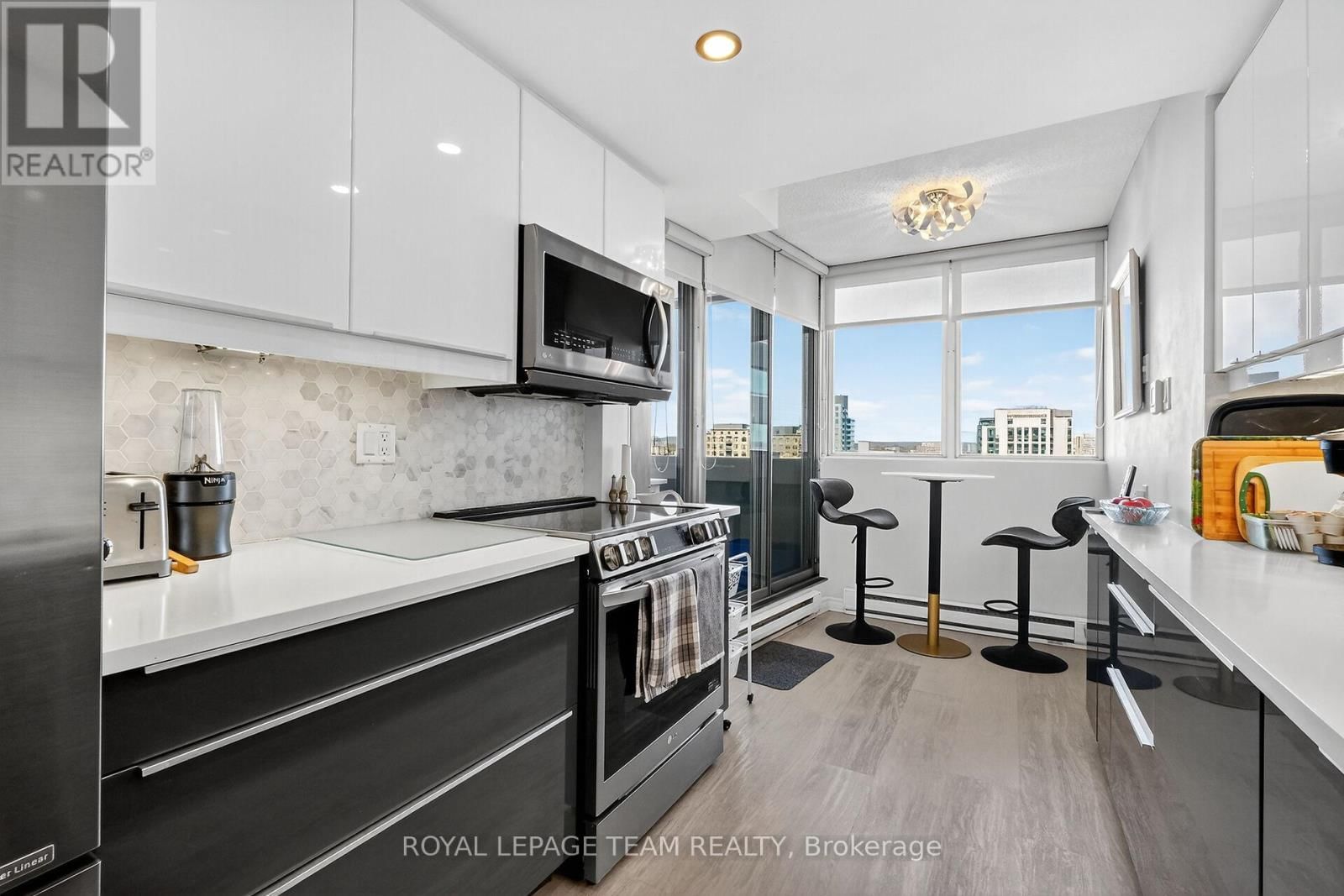 1801 - 530 LAURIER AVENUE WEST Image 14