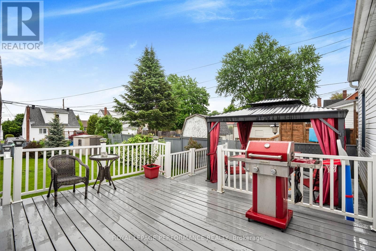 421-423 GARNEAU STREET Image 19