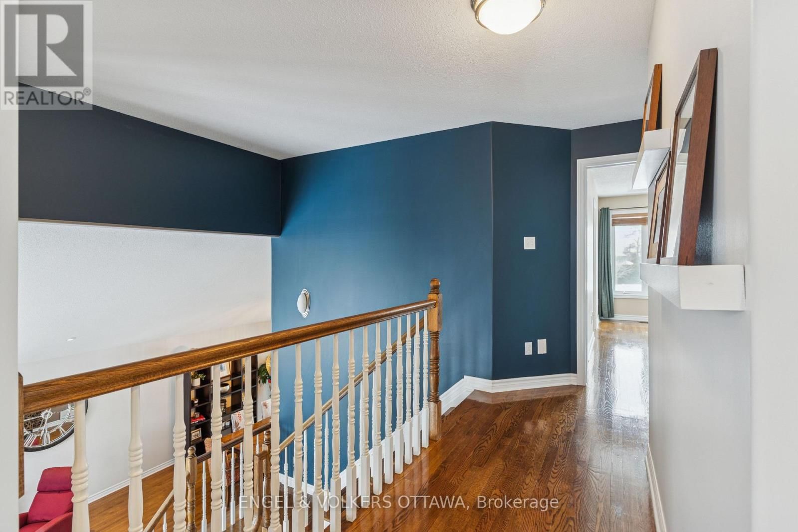 76 FRONTENAC BOULEVARD Image 28