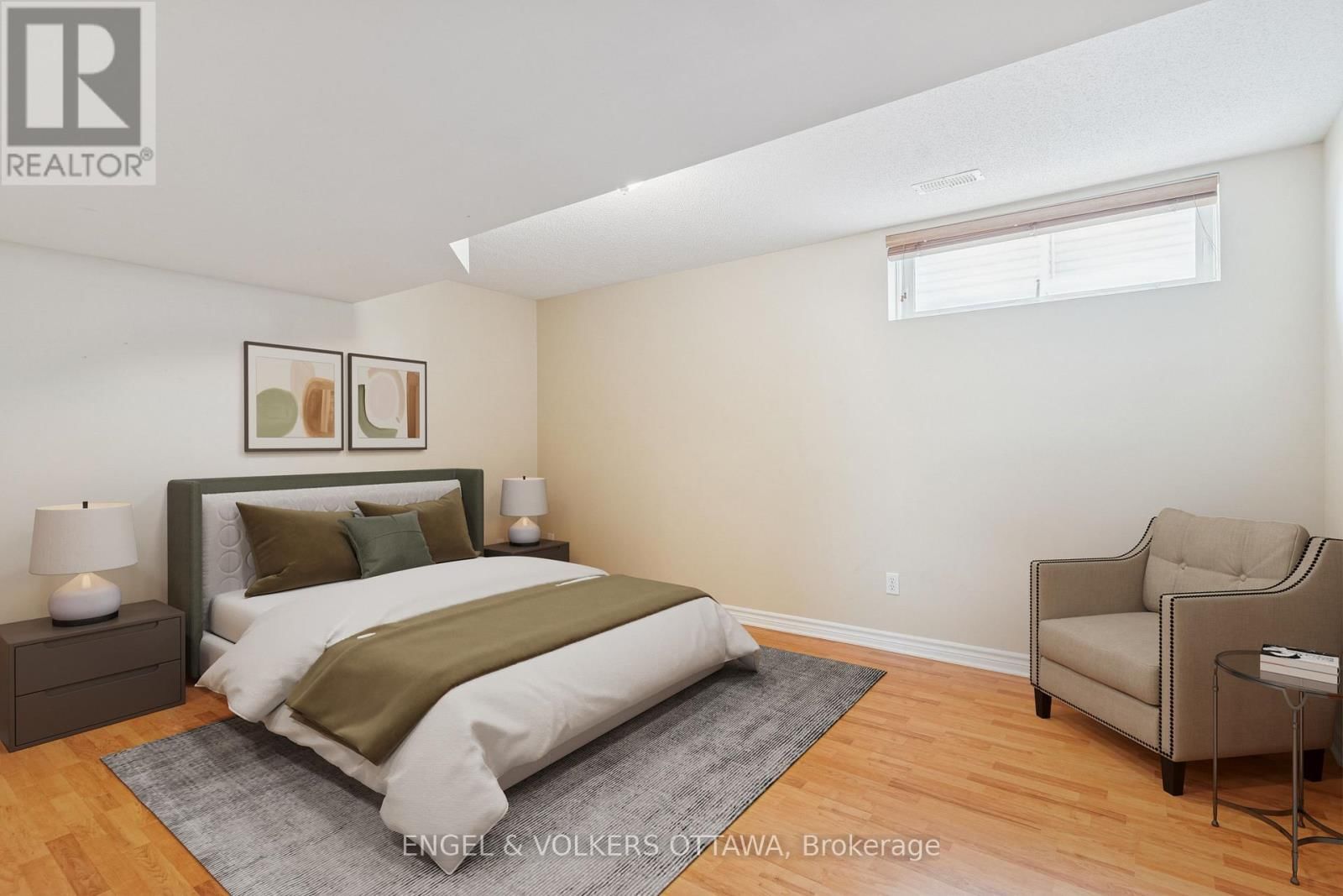 76 FRONTENAC BOULEVARD Image 42