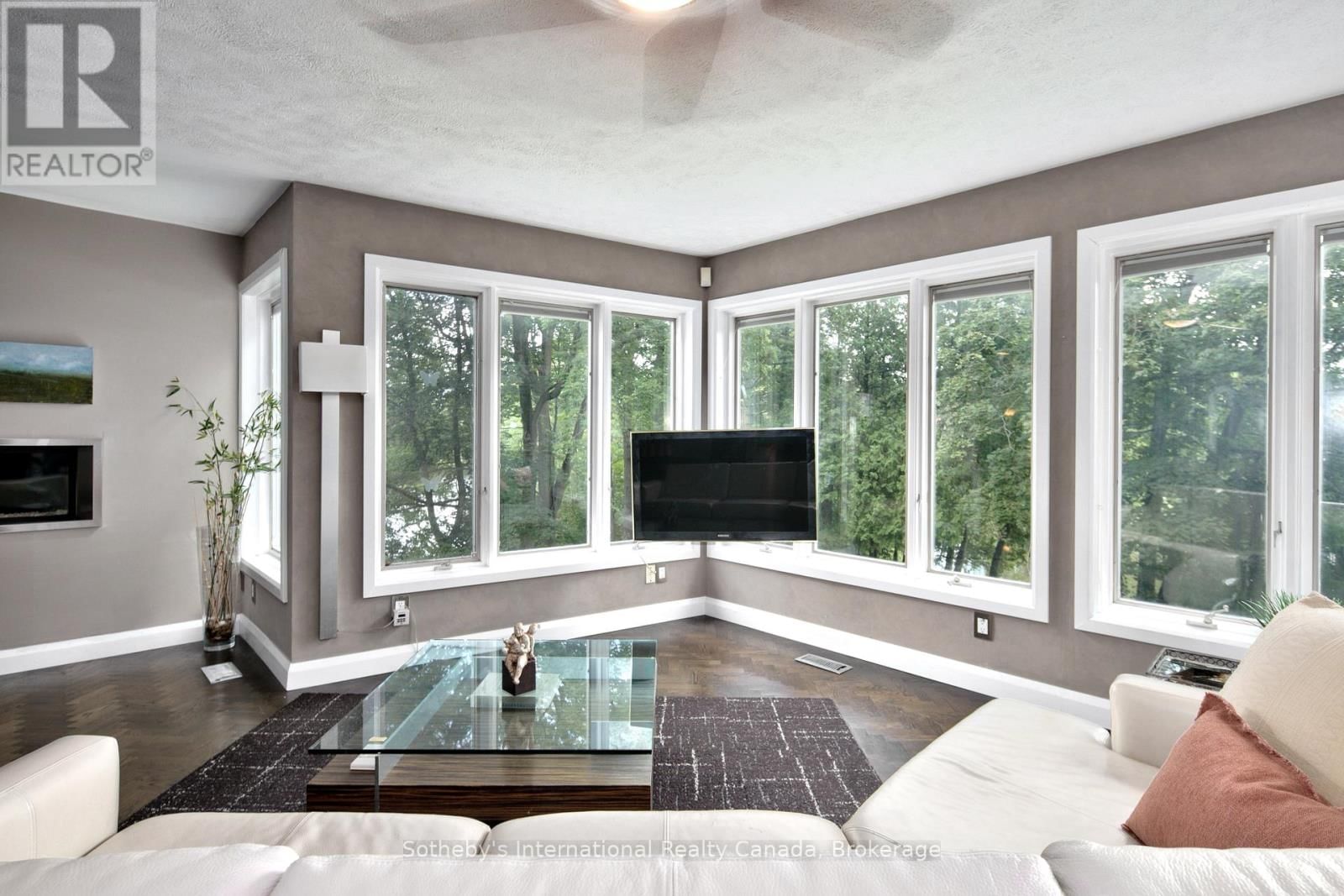 457 2ND AVENUE WEST Image 14