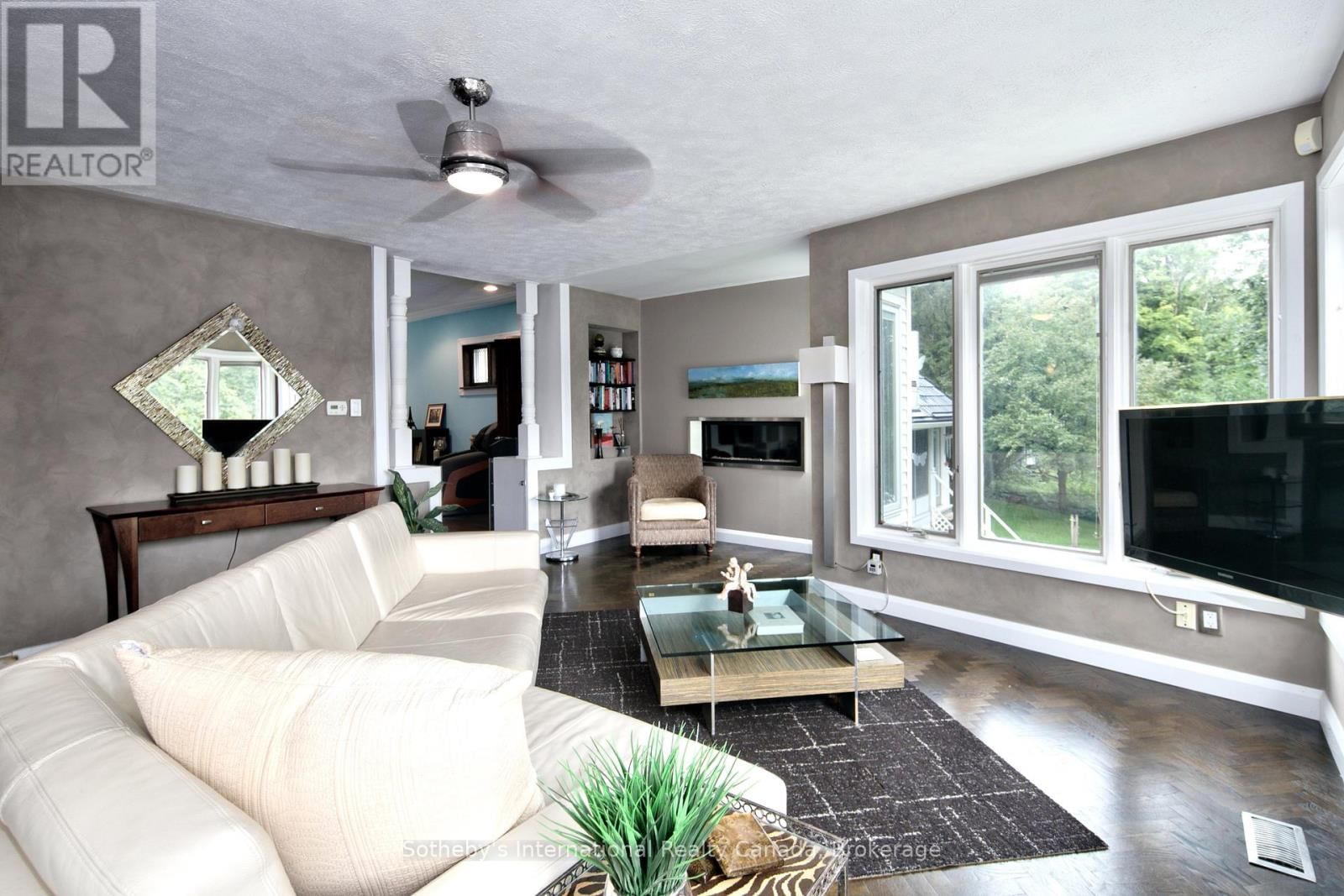 457 2ND AVENUE WEST Image 15