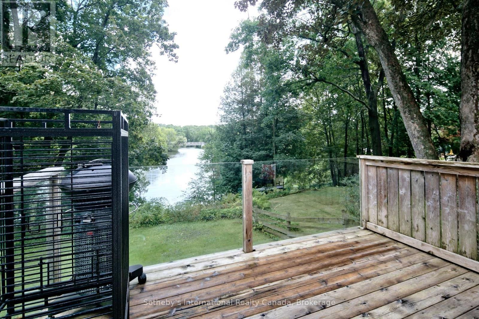 457 2ND AVENUE WEST Image 16