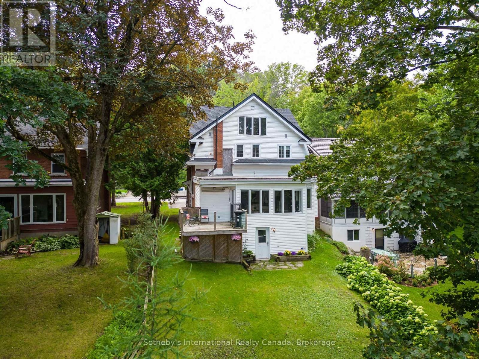 457 2ND AVENUE WEST Image 23