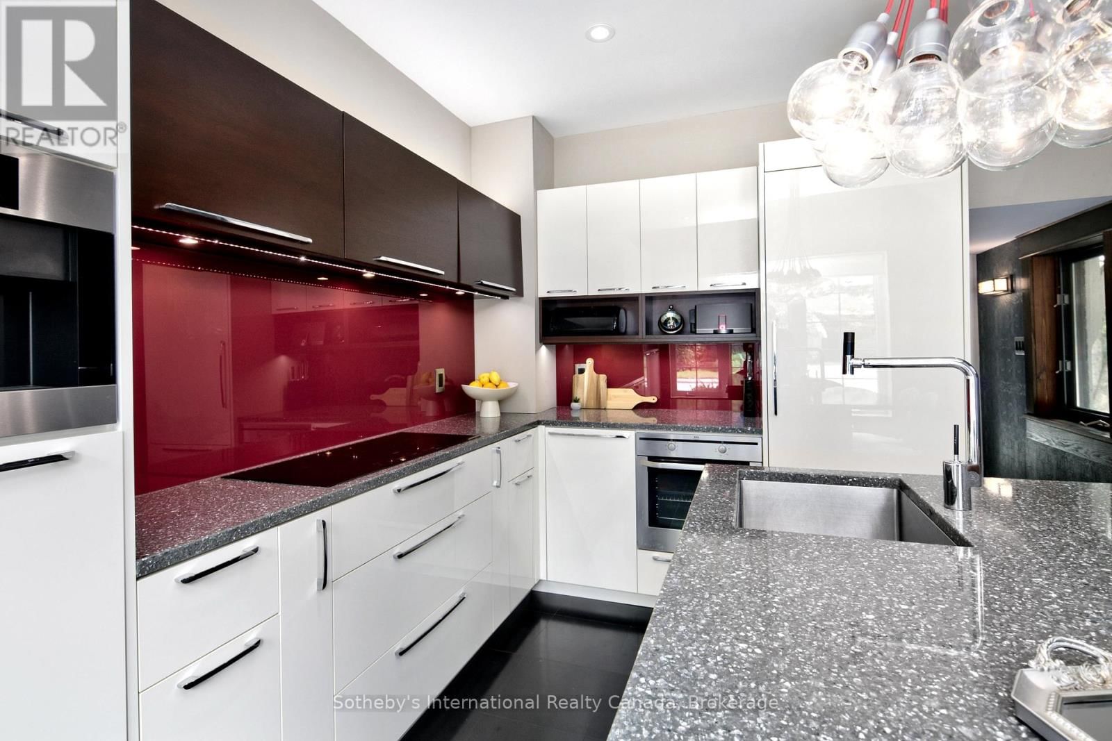 457 2ND AVENUE WEST Image 31