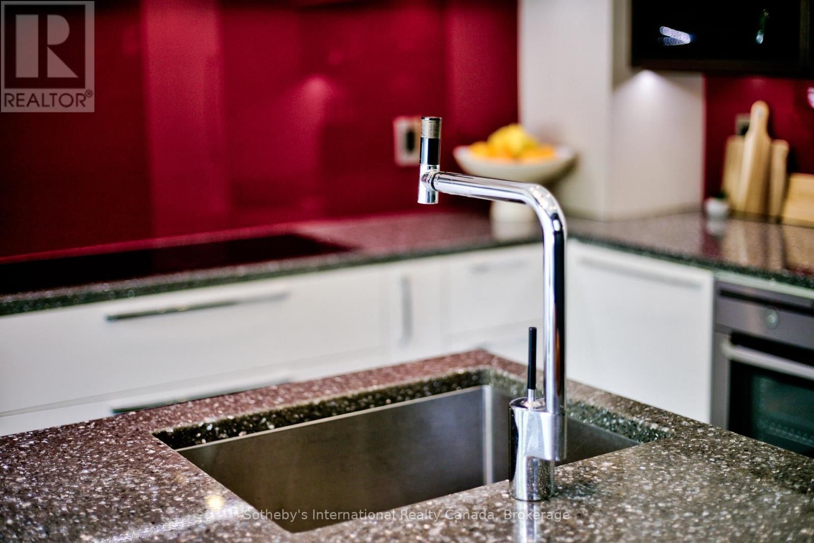 457 2ND AVENUE WEST Image 32