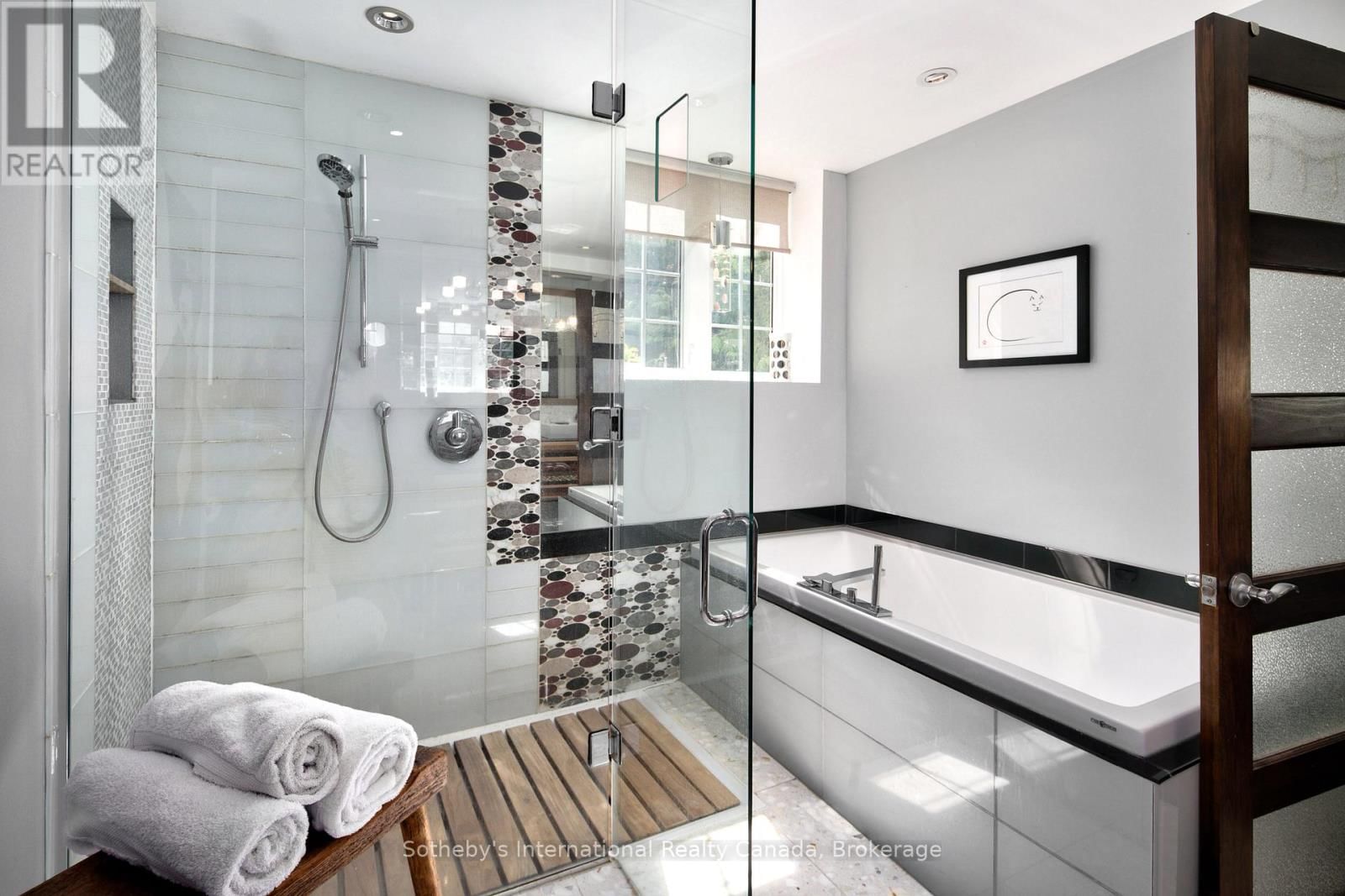 457 2ND AVENUE WEST Image 41