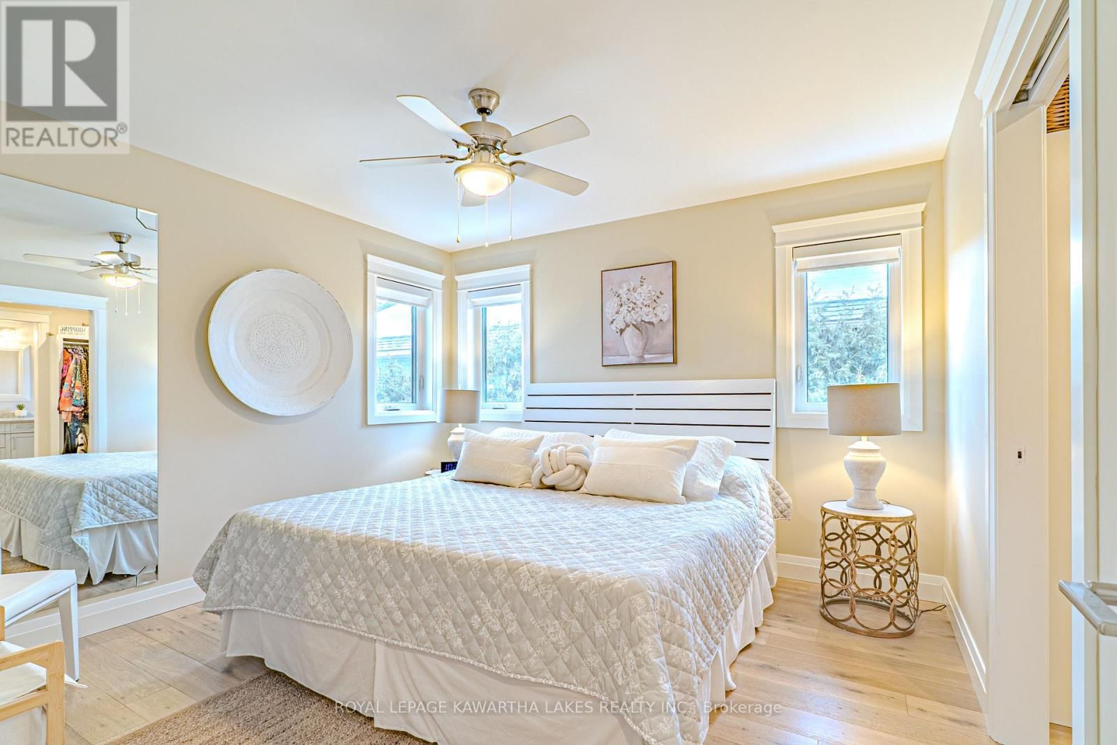 57 ADMIRAL DRIVE Image 26