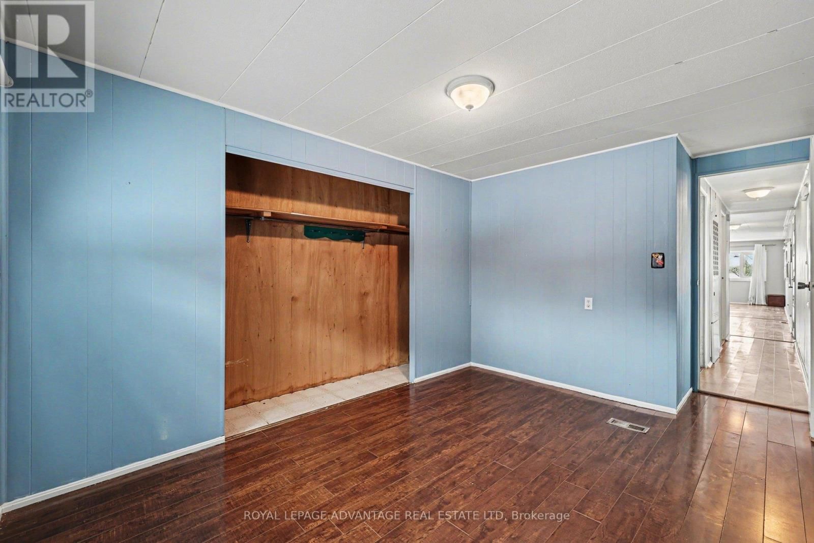 266 HILLVIEW ROAD Image 21