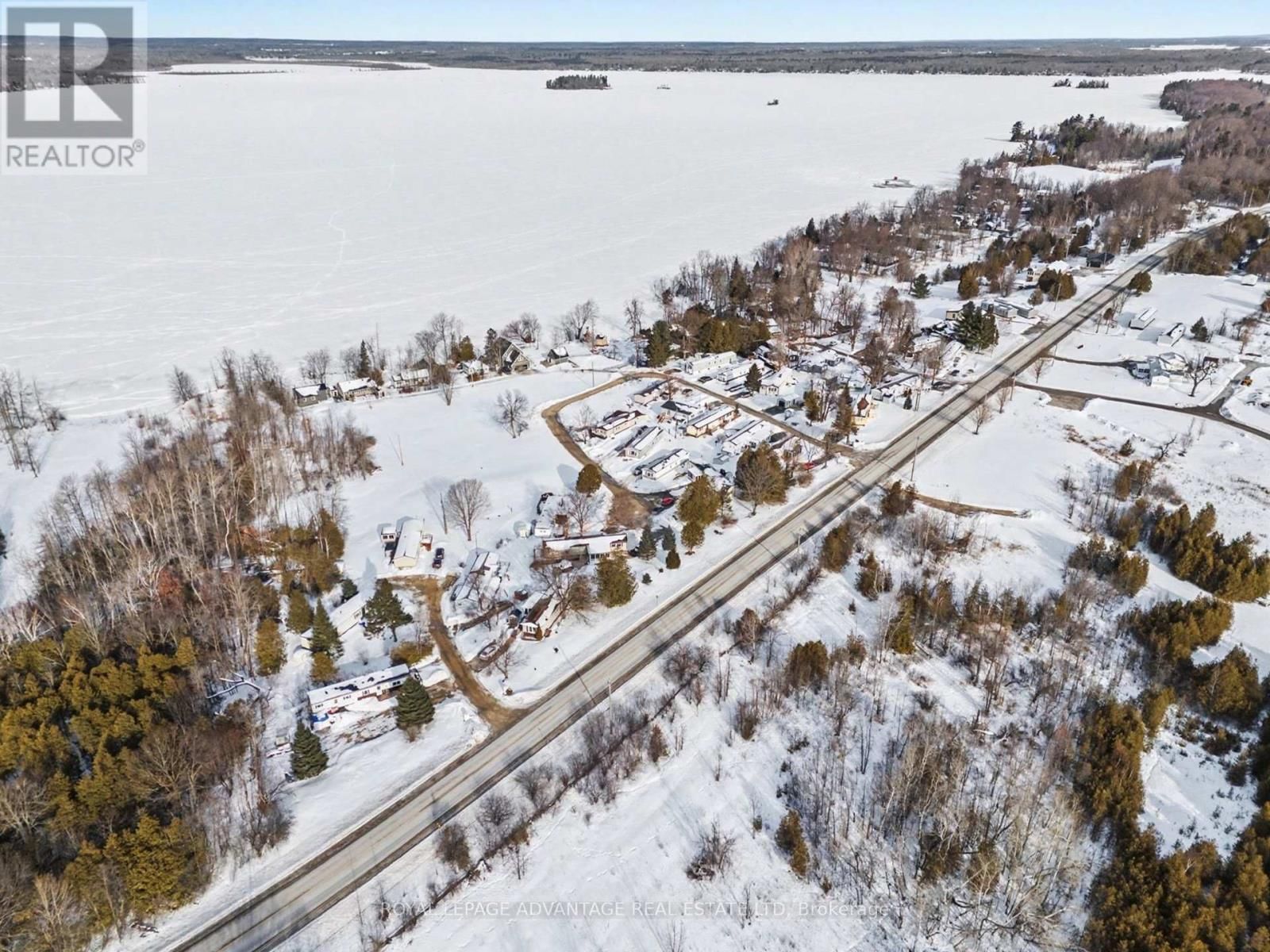 266 HILLVIEW ROAD Image 32