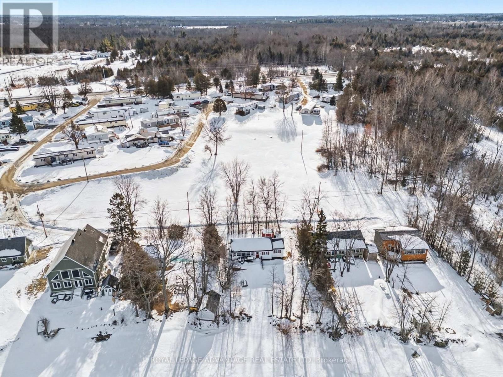 266 HILLVIEW ROAD Image 33