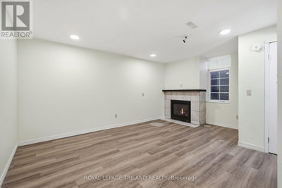 Commercial for Rent in Ontario