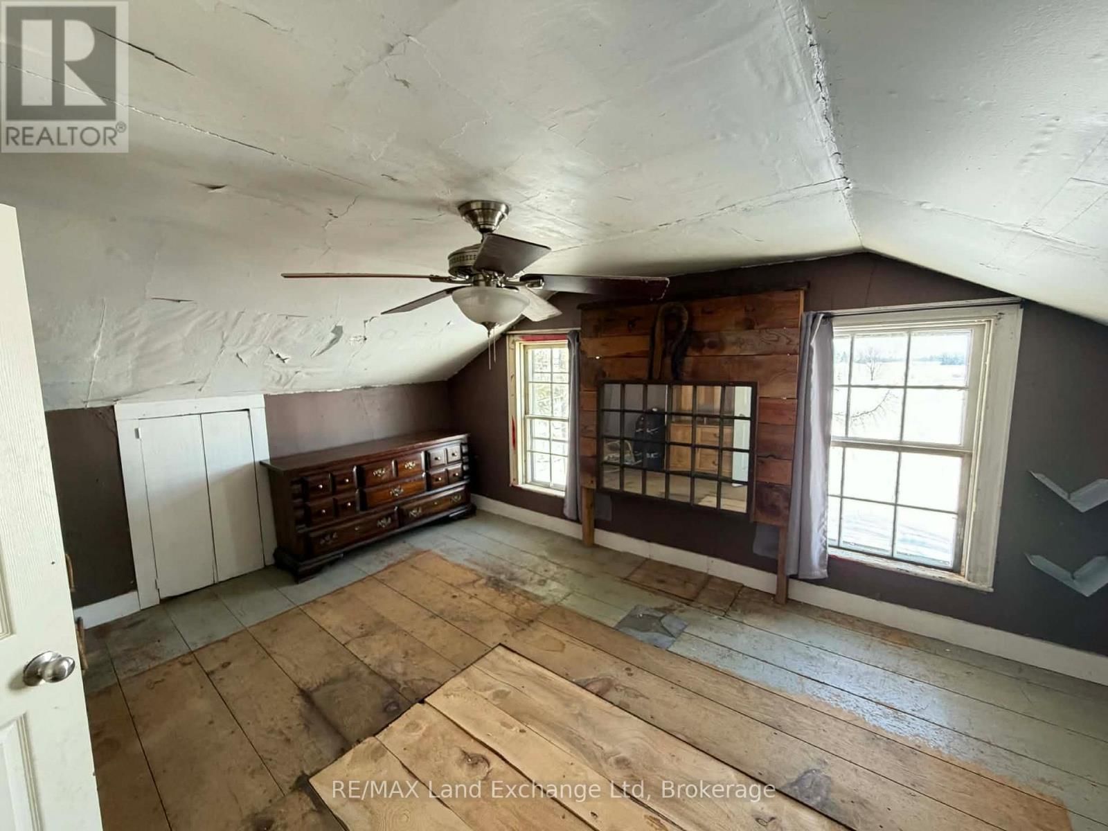 42451 CRANBROOK ROAD Image 10