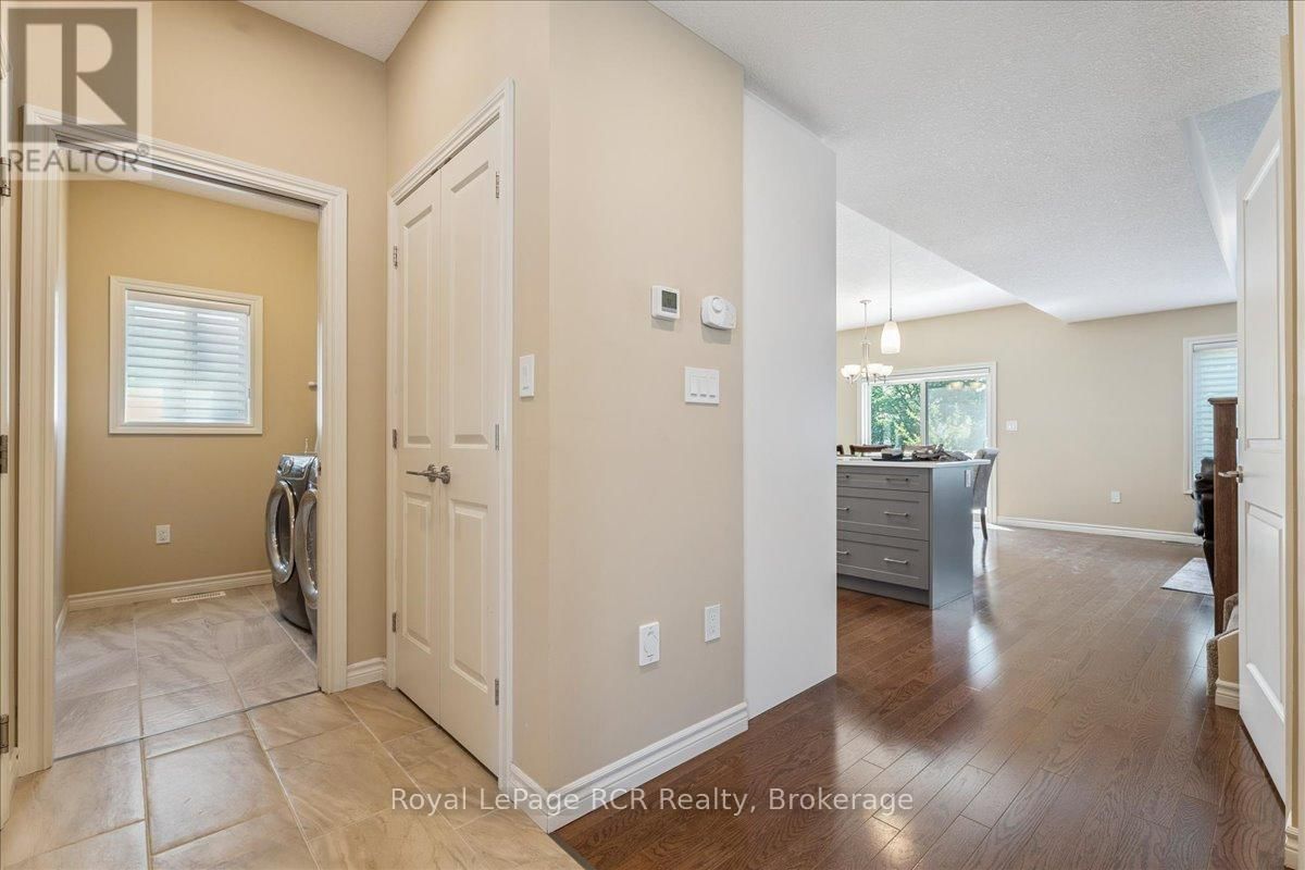 1302 14TH AVENUE EAST Image 7