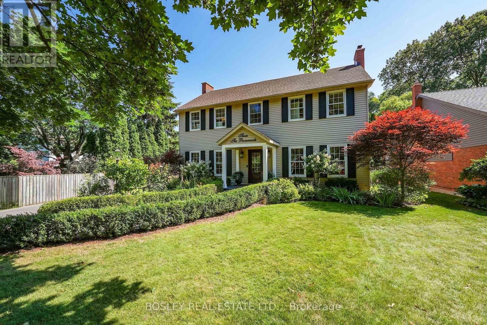 3 THE PROMENADE Image 1