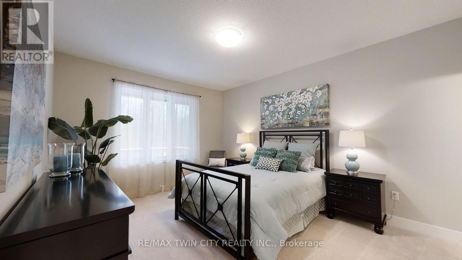 668 CHELTON ROAD Image 12