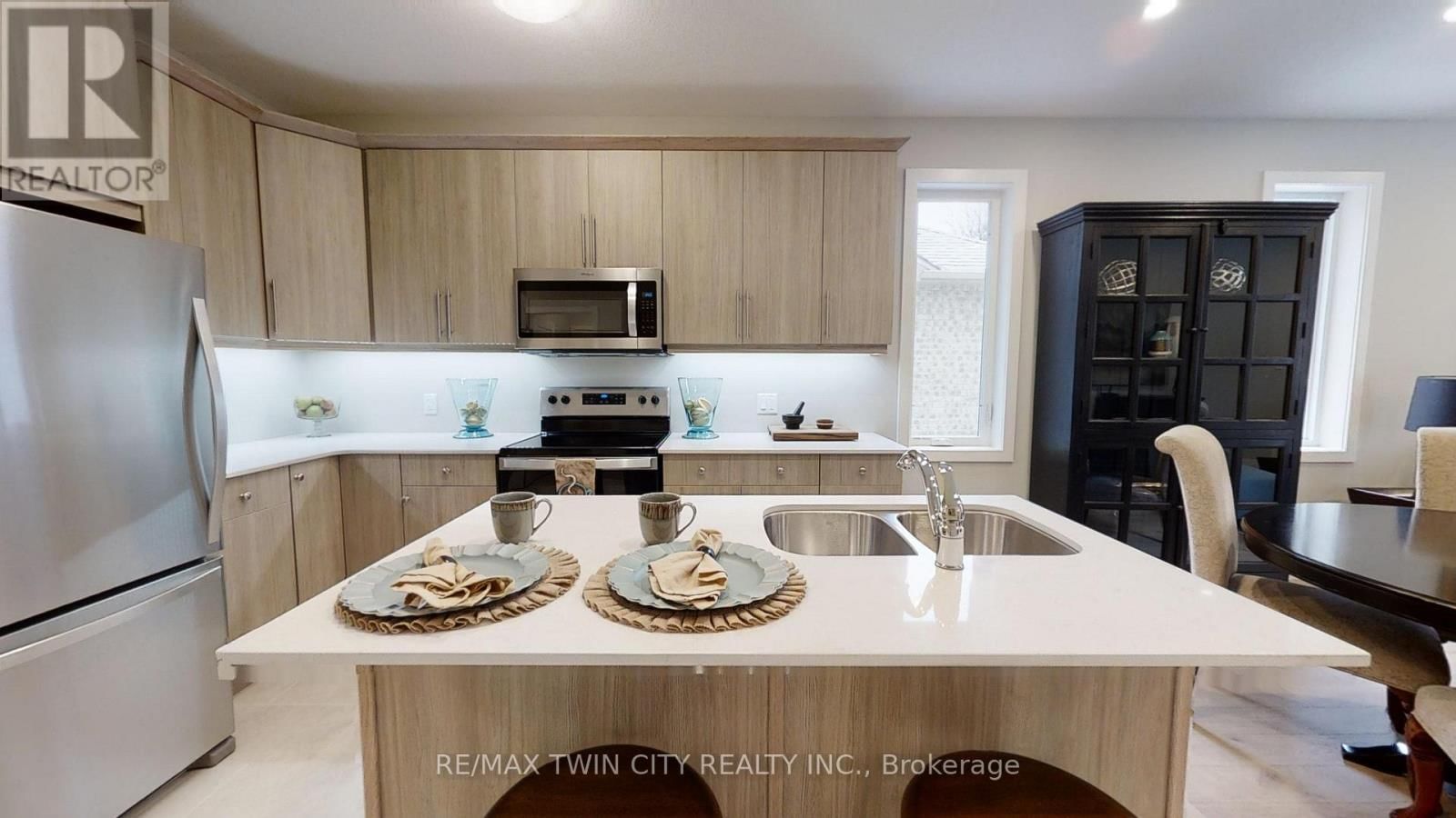 668 CHELTON ROAD Image 5