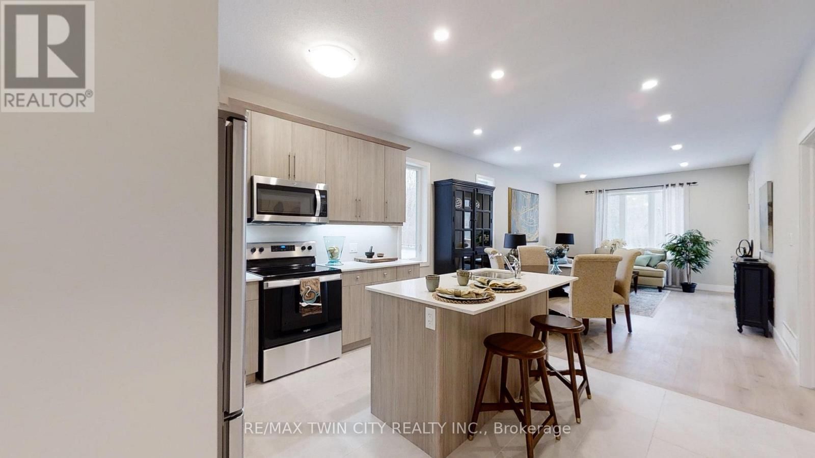 668 CHELTON ROAD Image 9