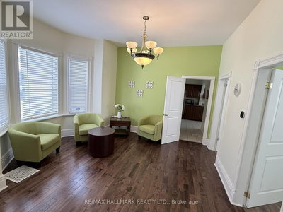 Commercial for Rent in Ontario