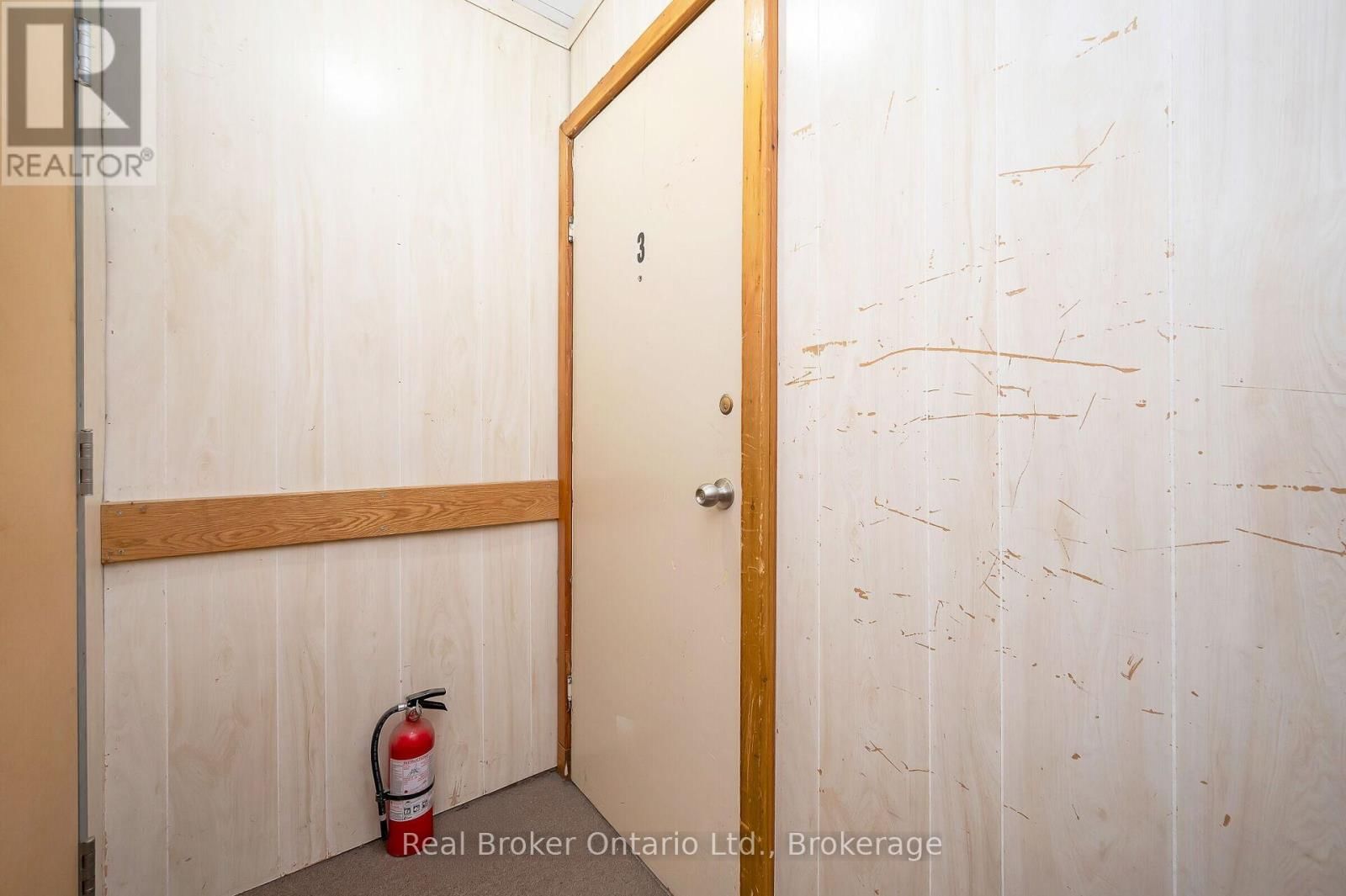 122 KING STREET Image 33