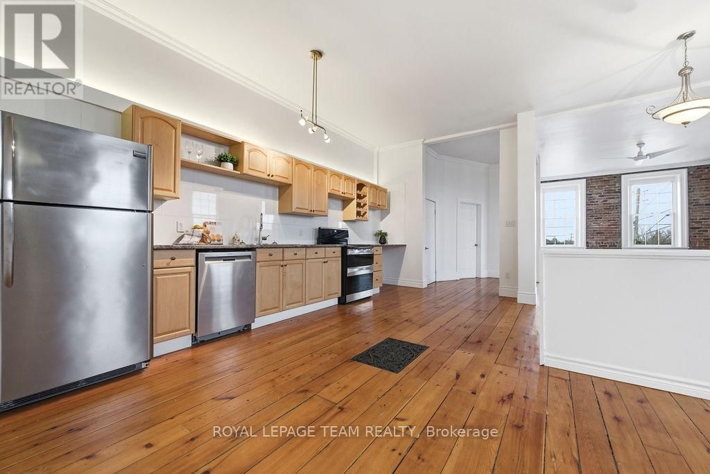 4 ELGIN STREET WEST Image 21