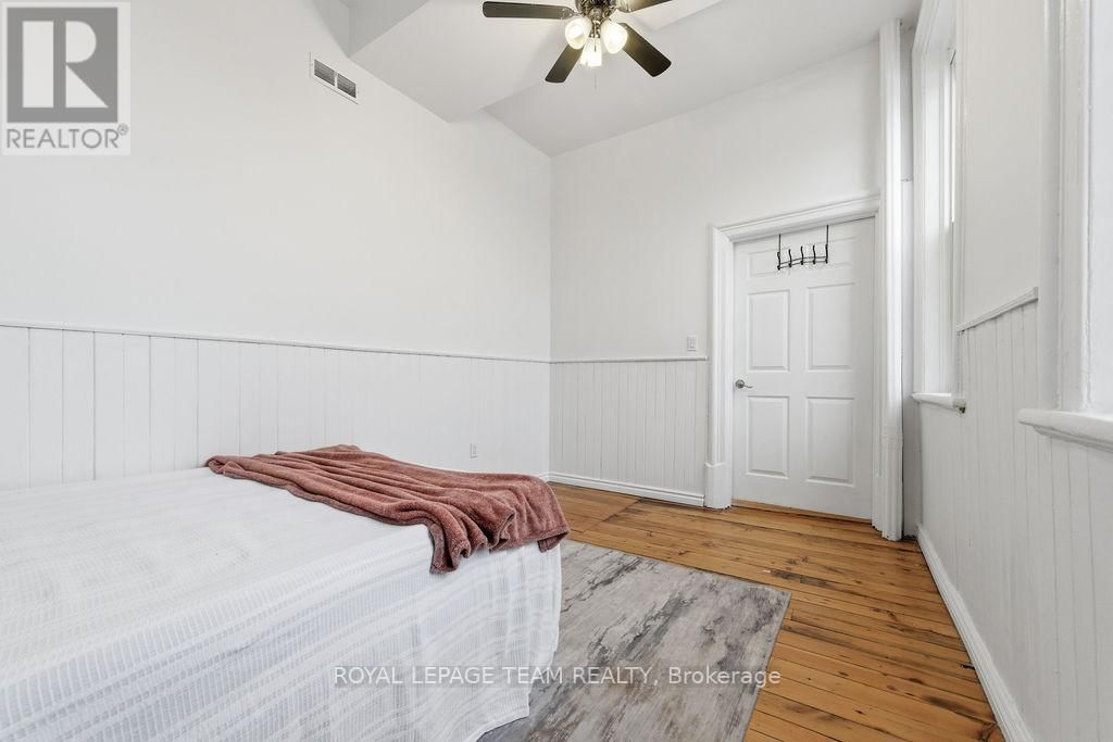 4 ELGIN STREET WEST Image 35