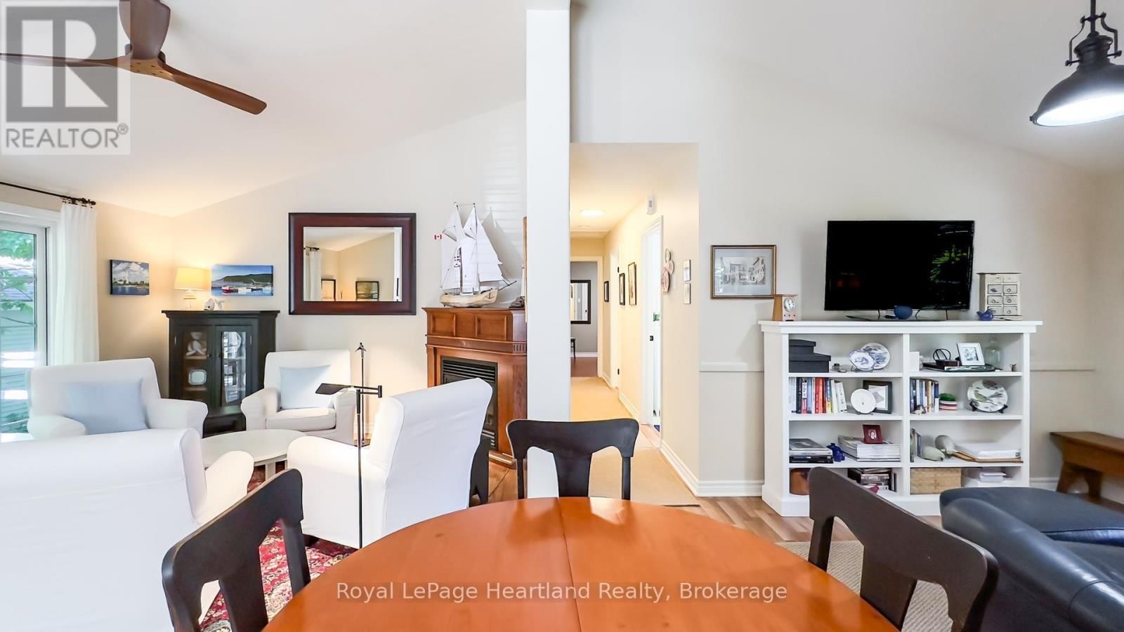 7 CREE LANE Image 18