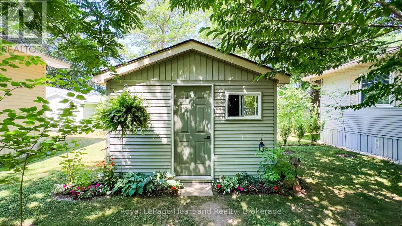 7 CREE LANE Image 43