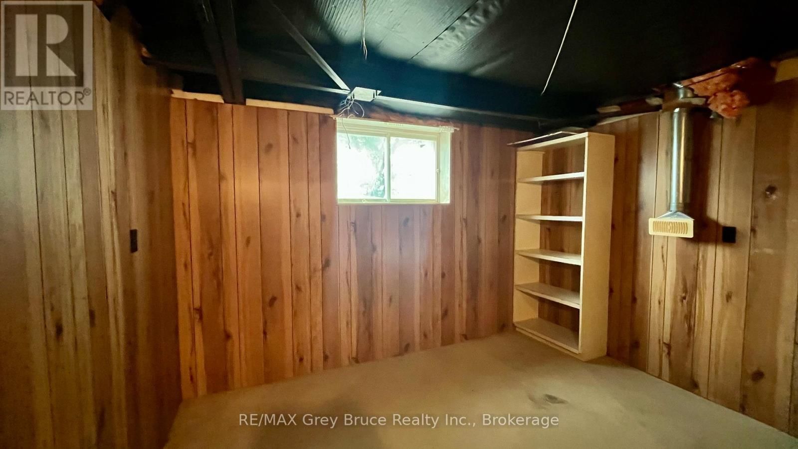 1069 7TH AVENUE Image 16