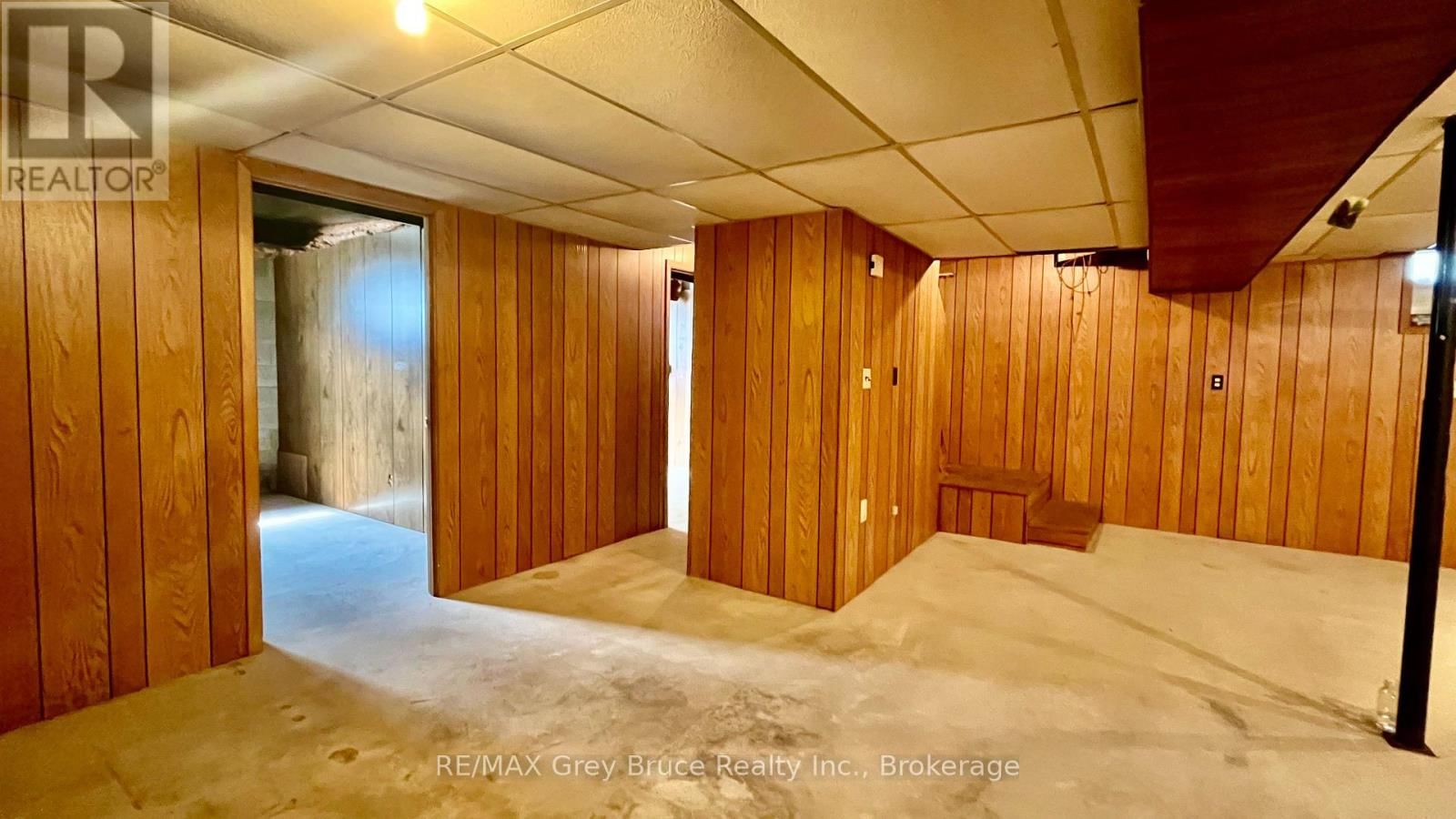 1069 7TH AVENUE Image 21