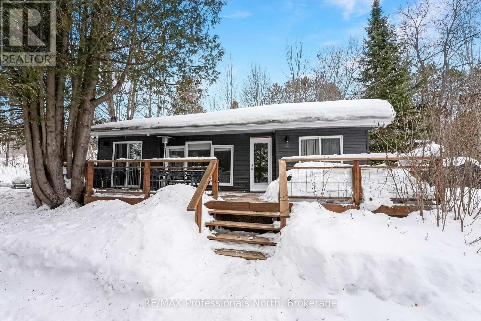 1044 SHANAHAN TRAIL Image 1