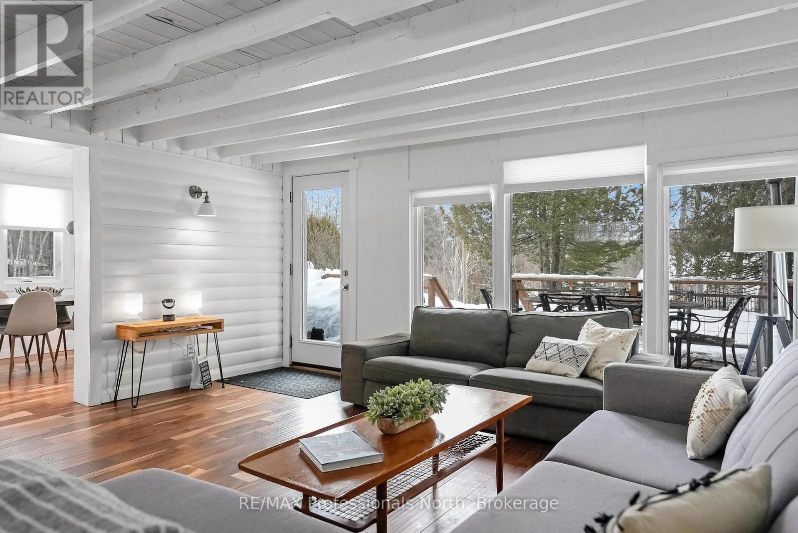 1044 SHANAHAN TRAIL Image 10