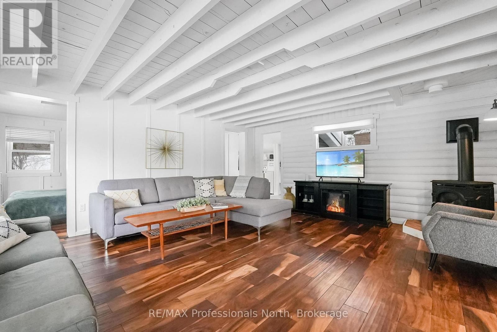 1044 SHANAHAN TRAIL Image 11