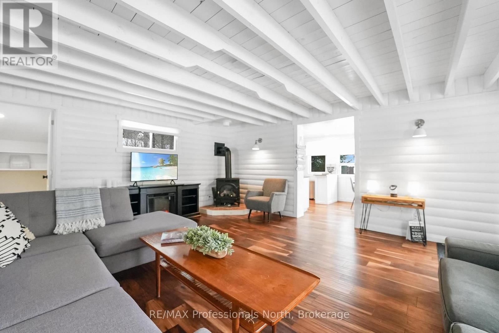 1044 SHANAHAN TRAIL Image 12