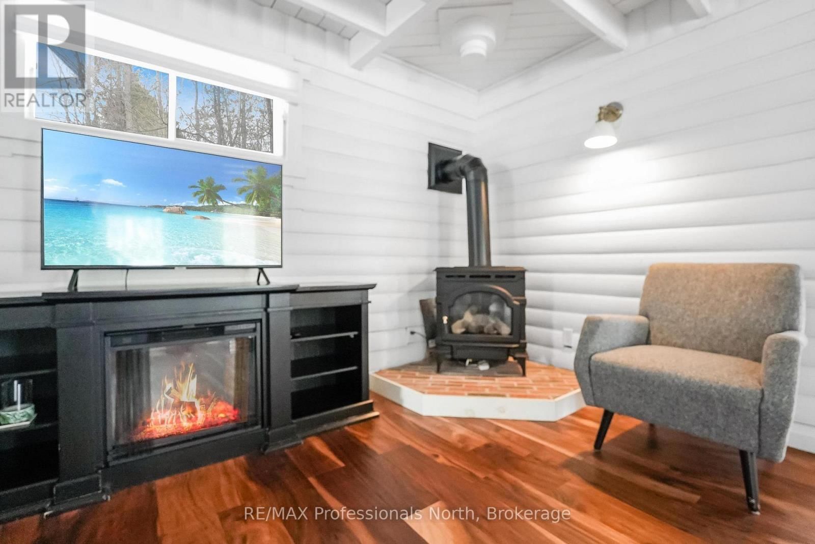 1044 SHANAHAN TRAIL Image 13